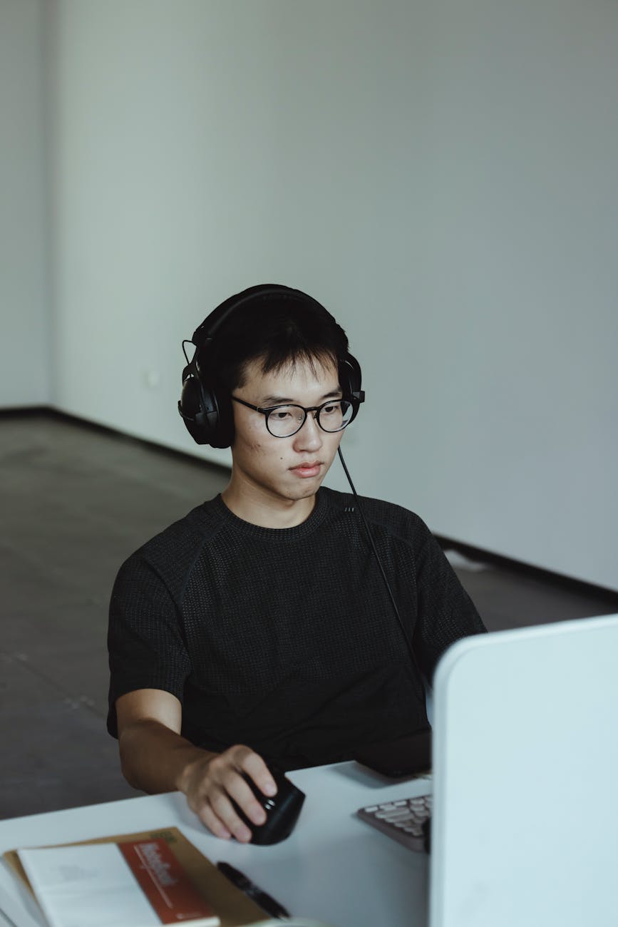 Burnout Minggir! Ini Cara Anak Muda Tetap Produktif dan Anti K.O.